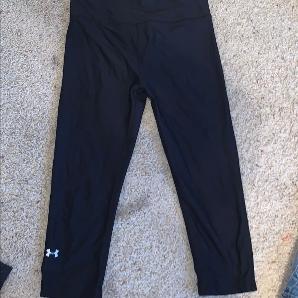 3/4 cut under armour leggings